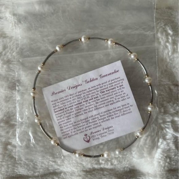 Premier Designs Pearl & Silver-Tone Choker Necklace – With Original Packaging - Picture 1 of 1
